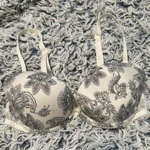 Floral Print Bra - White and Black